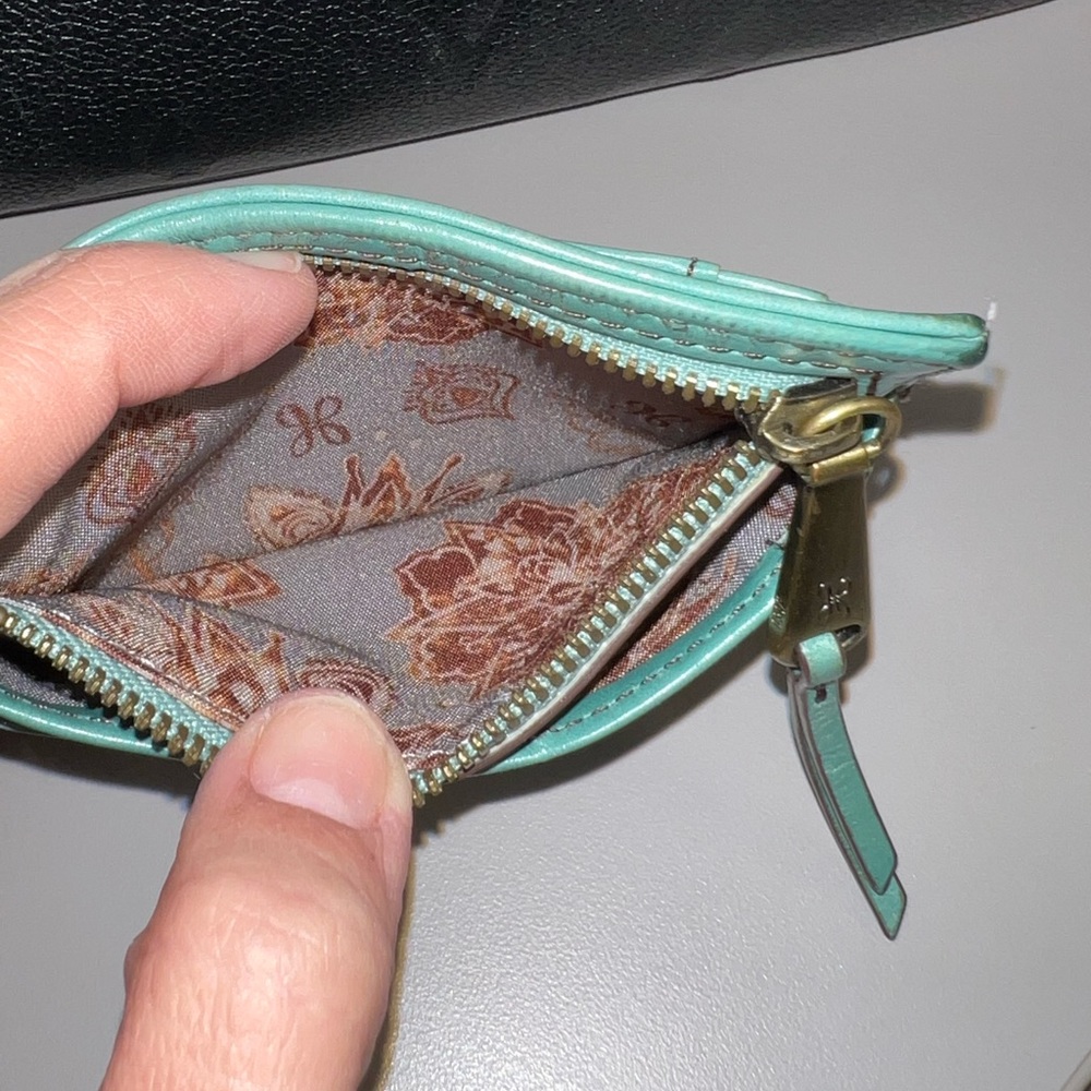 HOBO Brink Turquoise Cardholder - Picture 7 of 10